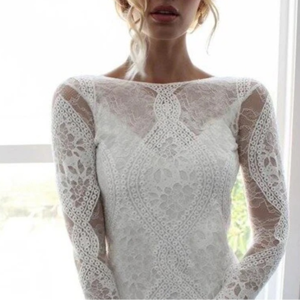 BEACH WEDDING DRESS, Boho Wedding Dress, Elegant White Lace Dress - Picture 7 of 13